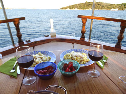 Yachtführerschein & Ihr erster Charter in Kroatien, Küstenpatent - Kurs & Prüfung und Skipper auf "Ihrer" Charteryacht