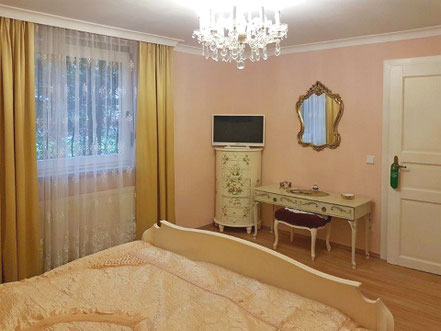 Ferienwohnung Felicitas - Sisi Schlafzimmer © MAG Lifestyle Magazin