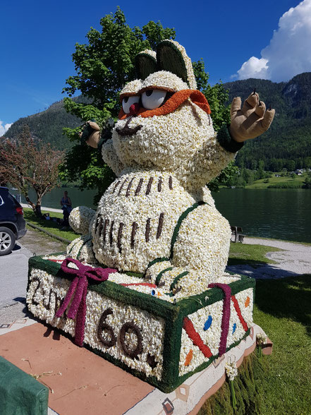 Ausseer Dirndl & Tracht gehören dazu, 60. Narzissenfest im Salzkammergut - Ausseerland, Bad Aussee & Grundlsee