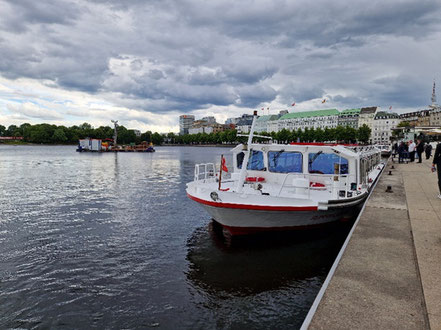 Barkassenfahrt auf der Alster LFV Tangstedt