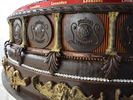 sculpture Leonidas en chocolat pour le salon du chocolat paris 2013