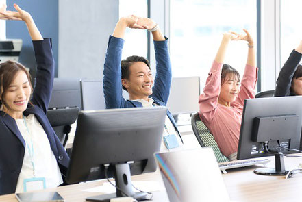 社員様向けマインドフルネス研修 みんなで動きの瞑想