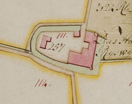 De uitzonderlijke langgerekte vorm van het kasteeleiland is goed te zien op dit laat 18de-eeuwse kaartfragment.