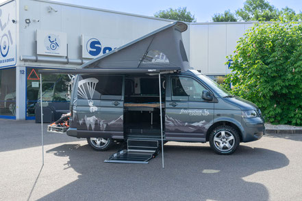 Behindertengerechter Volkswagen T5 Freemotion Camper für Selbstfahrer