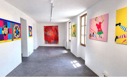 "Mida Radelj" hat einen wunderschönen Platz in der Ausstellung bekommen.
