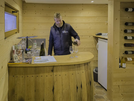 Bild: Weinprobe bei dem Bio-Weinguts André Carl & Fils in Dambach-la-Ville