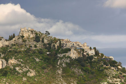 Bild: Èze von der Corniche Moyenne zwischen Nice und Monaco