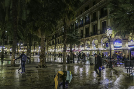 Bild: Plaça Reial in Barcelona