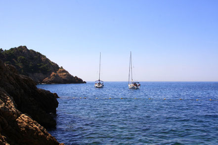 Bild: Die Bucht von Petit Méjean mit Blick zum Cap, Côte Bleu