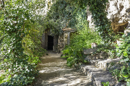 Bild: Wanderung zu den Höhlenwohnungen in Cotignac 