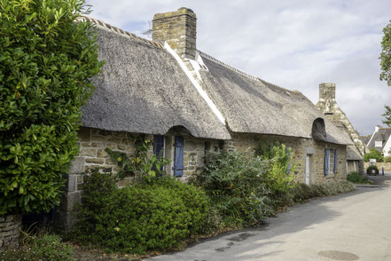 Bild: Kérascoët das bewohnte Museumsdorf, in der Bretagne  