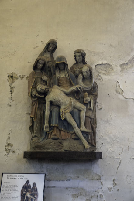 Bild: Pieta in der Kirche des umfriedeten Pfarrbezirkes in Lampaul-Guimiliau 