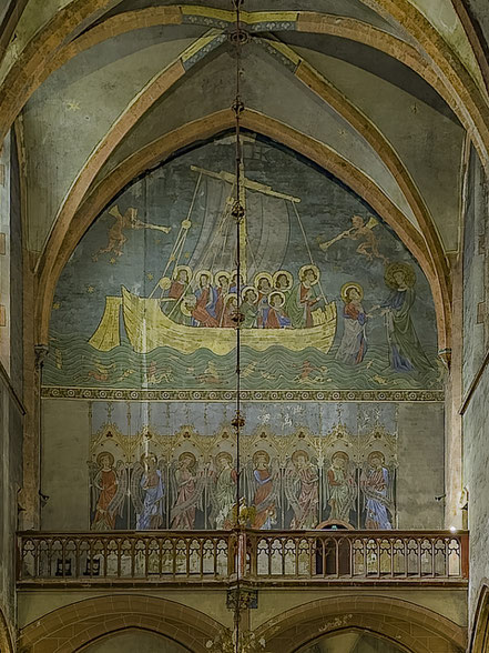 Bild: Freske mit Petrus wie er auf dem See Genezareth zu Jesus geht in der #ÉgliseSaintPierreLeJeuneProtestant in Strasbourg