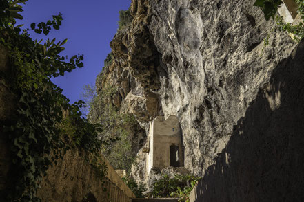 Bild: Wanderung zu den Höhlenwohnungen in Cotignac 