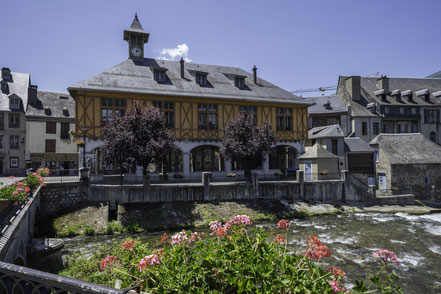 Bild: Place de la Mairie in Arreau