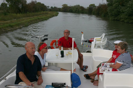 Bild: Hausboot-Tour auf dem Canal du Rhône a Sète und Étang de Thau in den Canal du Midi 