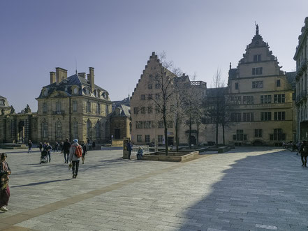 Bild: am Place du Château das Musée de l'Œuvre-Notre-Dame in Strasbourg