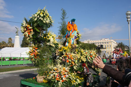 Bild: Blumencorso beim Karneval in Nice (Nizza)