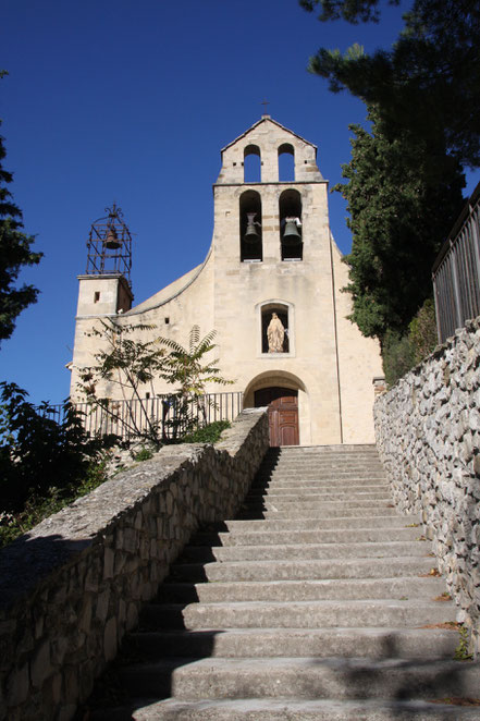 Bild: Dorfkirche von Gigondas