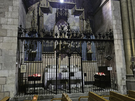 Bild: Capella de la Mare de Déu de Monserat in der Basilika Santa Maria in Vilafranca del Penedès