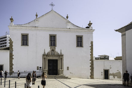 Bild: Igreja de São Pedro in Faro