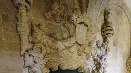 Bild: Manuelinisches Fenster im Hauptkreuzgang im Convento de Cristo von Tomar