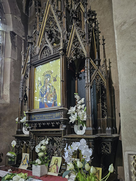 Bild: Marienaltar in der Église Saint-Georges in Haguenau