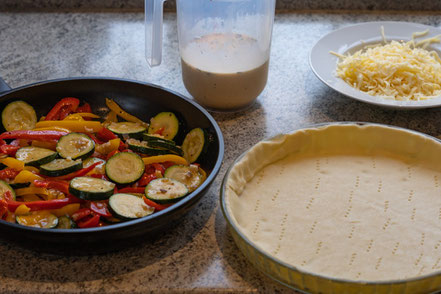 Rezept: Quiche mit Zucchini und Paprika 