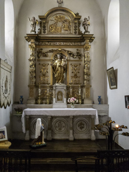 Bild: Seitenaltar der Église Saint-Jean-Baptiste in Campan