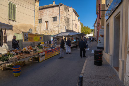 Bild: Markt in Cadenet, in der Provence