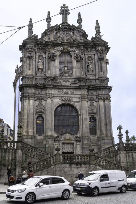 Bild: Frontseite der Igreja dos Clérigos in Porto