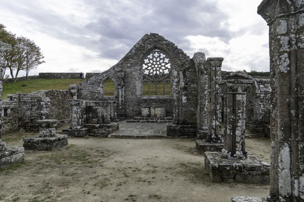 Bild: Blick auf die Fensterrose der  Chapelle de Languidou in Plovan