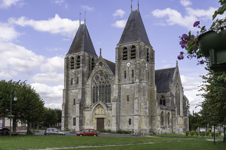 Bild: Wohnmobilreise Normandie, hier Collégiale Notre-Dame d´Écouis 