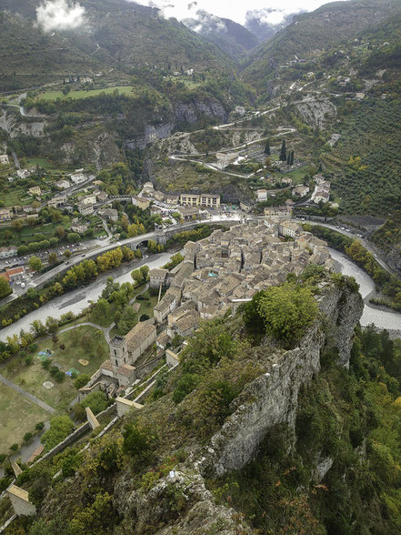 Bild: Ausblick von der Zitadelle in Entrevaux