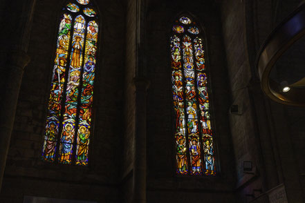 Bild: Fenster der Basilika Santa Maria in Vilafranca del Penedès