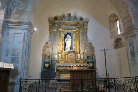 Bild: Der Hauptaltar in der Kirche von Venasque, Vaucluse, Provence