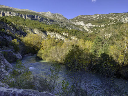Bild: Wohnmobilreise zu entlegenen Bergdörfern der Provence, hier im Gorges du Verdon