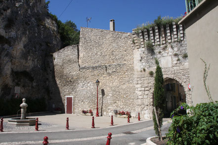 Bild: Porte de la Durance in Orgon