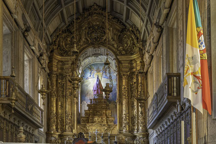 Bild: Igreja de Nossa Senhora da Oliveira in Guimarães, Portugal 