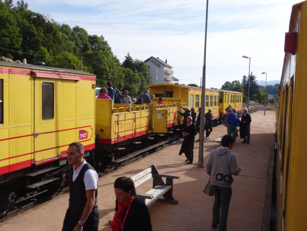 Bild: Le petit train jaune