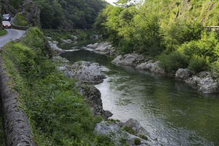 Bild: Wanderung entlang der Nive zum Pas de Roland bei Itxassou