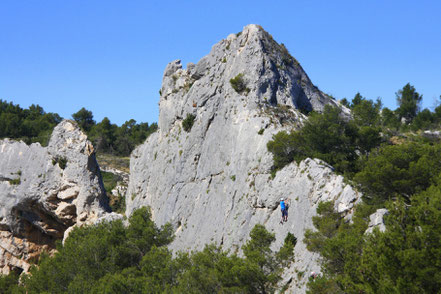 Bild: Blick von Orgon in die Alpilles