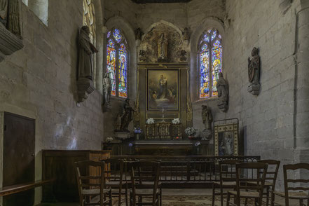 Bild: Altar im linken Seitenschiff in der Église Saint-Martin in Veules-les-Roses