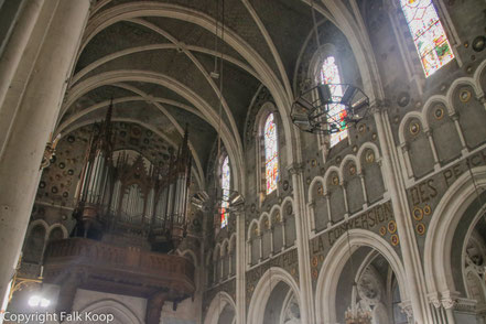 Bild:  Basilika de l´Immaculée Conception Lourdes