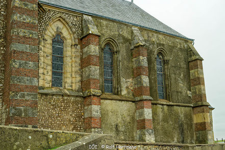 Bild: Südseite der Chapelle Notre-Dame du Salut am Cap Fagnet