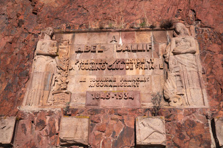 Bild: Denkmal an der Plage d´Abel Baliff, Massif de l´Estérel