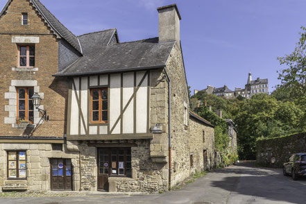 Bild: Fachwerkhäuser in der Rue Fos Keralyx in Fougères