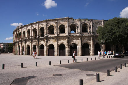 Bild: Amphitheater Nimes