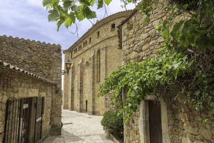 Bild: Església de Sant Pere in Pals, Katalonien, Spanien