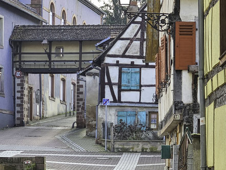 Bild: Haus mit Fachwerk in Bouxwiller